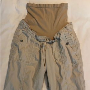 Maternity - size S - over the belly capris